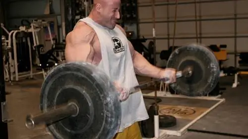 упорно тренироваться