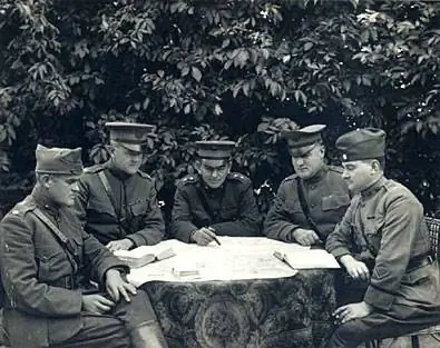 физиологи или генералы