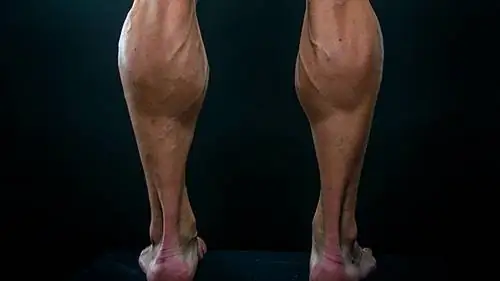 Накачайте икры большим пальцем ноги
