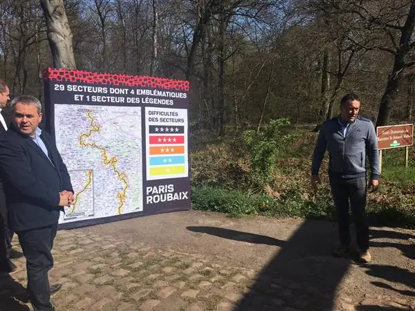 Брусчатка Париж-Рубе имеет цветовую маркировку сложности