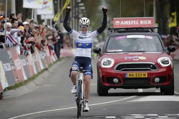 La Flèche Wallonne Féminine: Ван дер Брегген делает это три подряд
