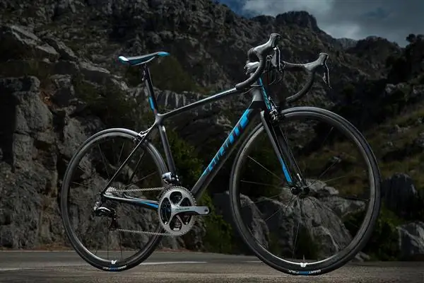 Представлен новый Giant TCR Advanced SL