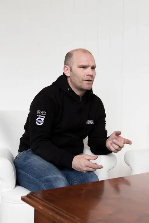 Роджер Хаммонд Генезис