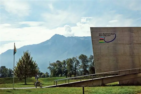 UCI ограничивает команды WorldTour до восьми гонщиков в Гранд-турах