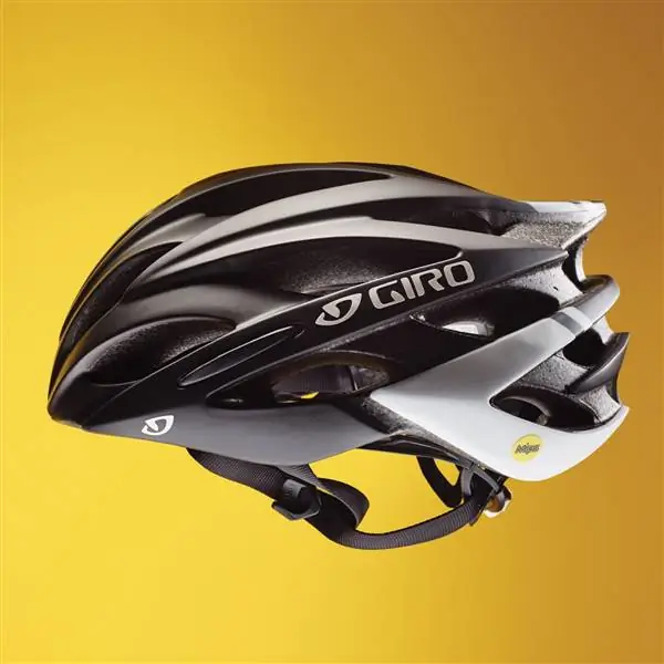 Первый взгляд на шлем Giro Savant MIPS