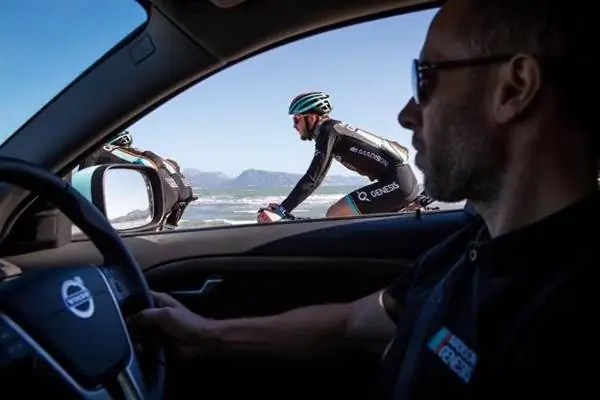 Автомобиль команды Madison Genesis