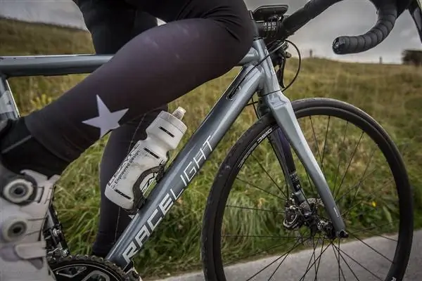 Смотрите: Kinesis Tripster выбирает два маршрута для чашки кофе