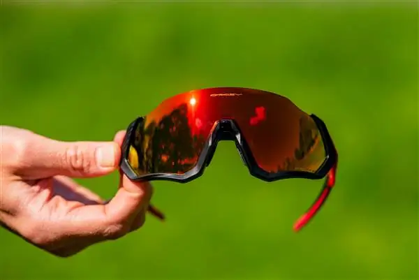 Обзор солнцезащитных очков Oakley Flight Jacket