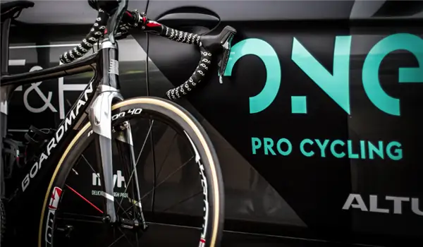 Boardman Bikes спонсирует ONE Pro Cycling