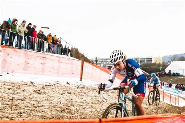 Bieles Cyclocross World Championships: Эви Ричардс едет к бронзе Bieles Cyclocross World Championships: Эви Ричардс едет к бронзе