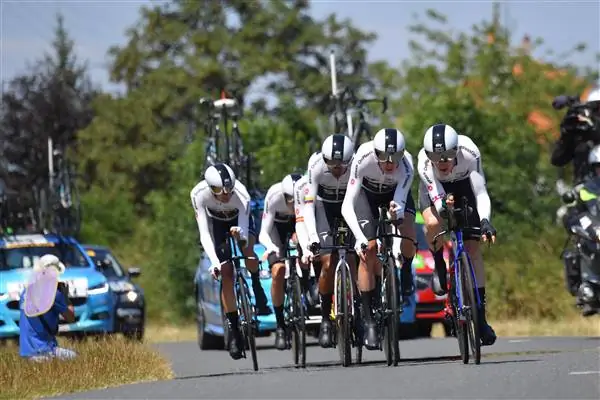 Только 12 команд WorldTour примут участие в финальной командной гонке на время чемпионата мира