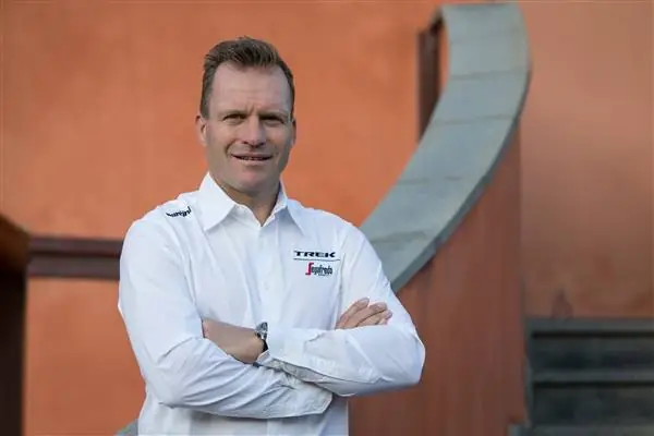 Trek-Segafredo DS Стивен Де Джонг выписан из больницы после исчезновения во время поездки