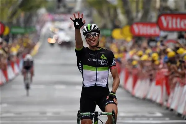 Boasson-Hagen завершает 6-часовую 212-километровую поездку на Zwift