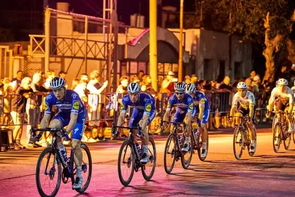 Кейсе из Deceuninck-QuickStep выгнали с Вуэльты в Сан-Хуане после непристойной позы на фото