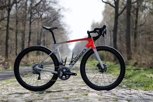 Оповещение о новом велосипеде: Specialized запускает обновленный S-Works Roubaix