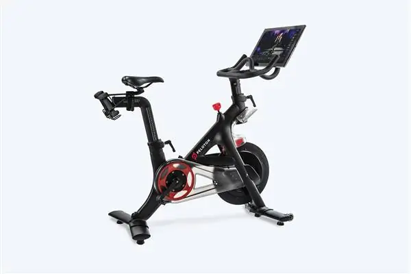 Peloton обзор подписки на крытый велосипед и тренировки