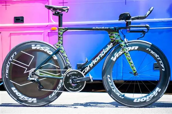 Посмотрите скоростной Тур де Франс Теджая ван Гардерена Cannondale SuperSlice