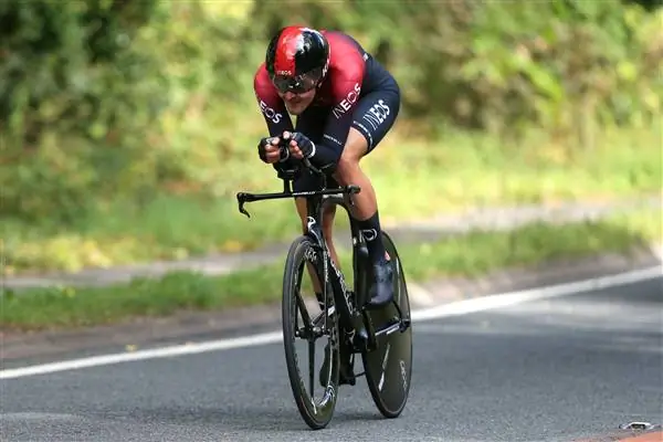 Узнайте, кто из гонщиков Team Ineos участвует в самой длинной однодневной гонке в мире в эти выходные