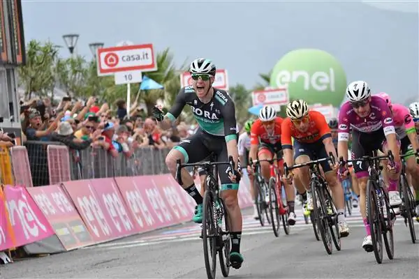 Подтвержден переход Сэма Беннета в Deceuninck-QuickStep
