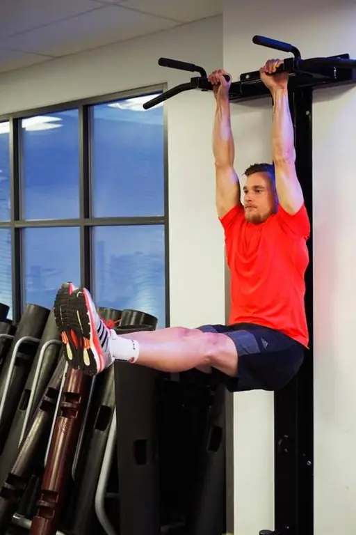 Висит L сидеть