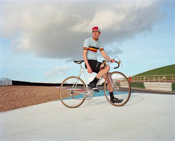 Rapha выпустила трикотажные изделия Classic Country, и они классные