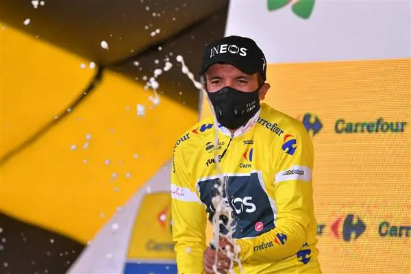 Team Ineos может заменить Игана Бернала на Ричарда Карапаса на Тур де Франс