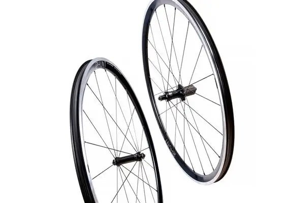 Hunt Race Aero Wide обзор колесной пары