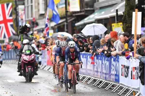 Trek-Segafredo отстранил неопрофессионала Куинн Симмонс после «зажигательного» твита