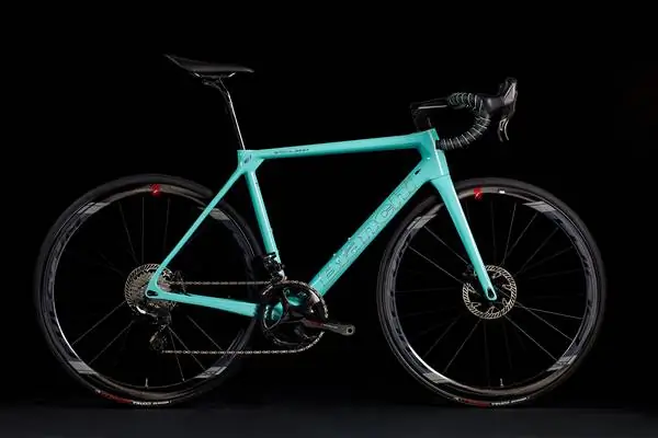 Bianchi Specialissima была полностью переработана, чтобы работать только с дисками