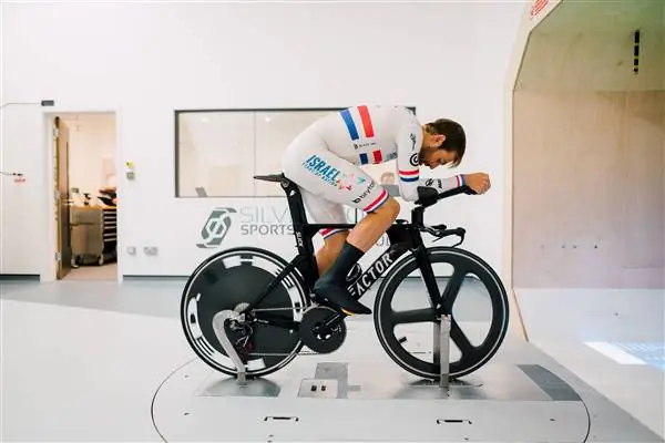 Cyclist Magazine Podcast Эпизод 16 – Алекс Доусетт и как Ковид украл его попытку установить часовой рекорд