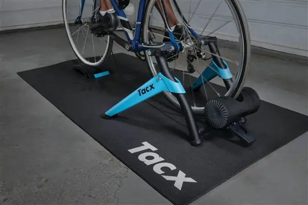 Tacx Boost: первый обзор нового базового турботренажера