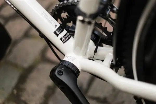 Специализированная нижняя скоба Awol