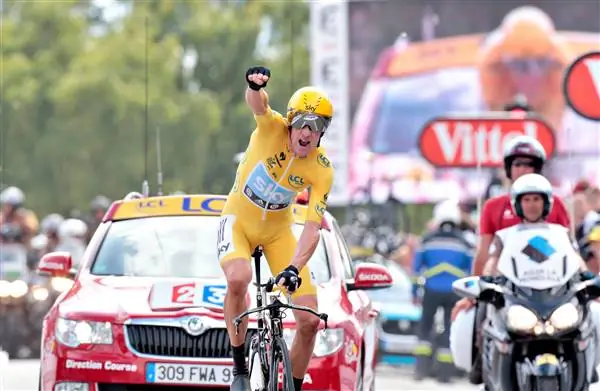 Гонки на время возобновятся в Англии 29 марта