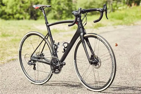 Обзор первой поездки: комплект дисковых тормозов Campagnolo Potenza