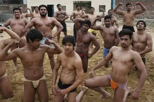 Сильный мужчина