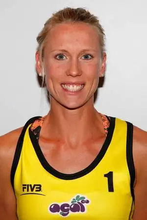 Волейбольная подача