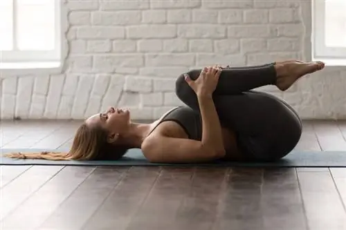 15 минут антистрессовой йоги с MadFit