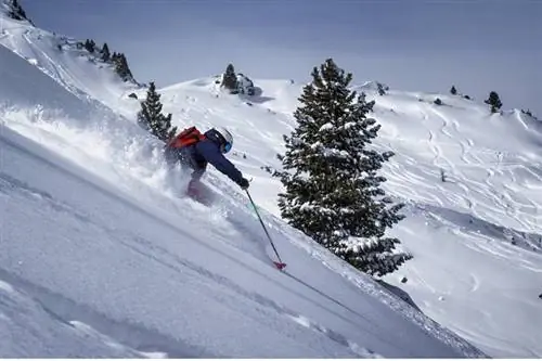 Фрирайд Сначала перекусить в хижине, а потом спуститься в долину ночью