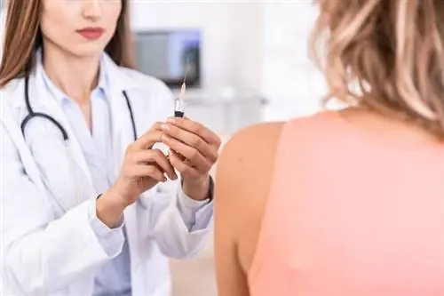 Европейцы тоже получают многообещающую вакцину Модерна