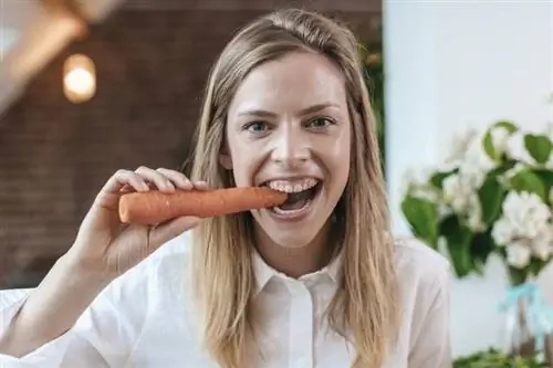 Ажиотаж TikTok RawCarrotSalad: баланс гормонов с помощью морковного салата?