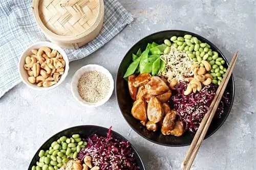 Рецепт: Вкусная миска со свиным филе и эдамаме