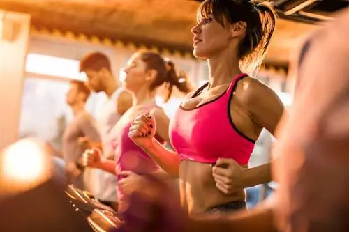 Эти три проблемы знают только женщины с большой грудью