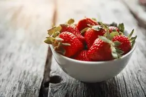 миска клубники