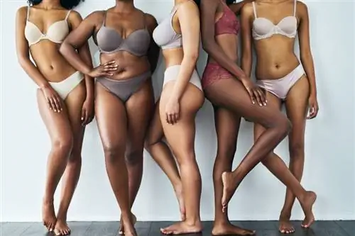 Опасный бьюти-тренд: женщины мажут вагину зубной пастой