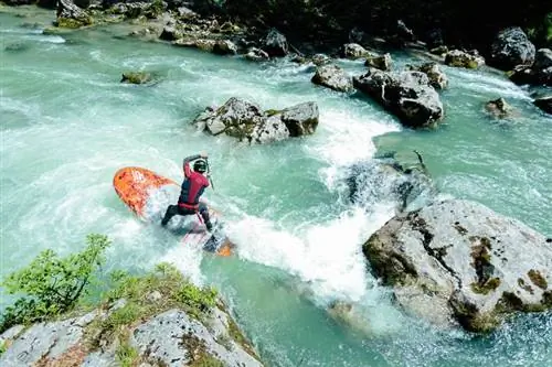 Whitewater Whitewater SUP: стоя на порогах