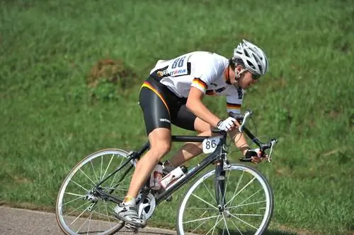 Силовые тренировки для велосипедистов в межсезонье: больше фундаментальной работы в новом году