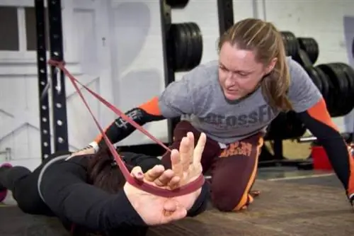 Как предотвратить травмы в кроссфите: руководство для тренеров и спортсменов
