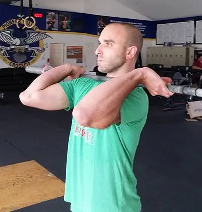 Чистка мышц: лучший способ научить кроссфиттеров чистке мышц