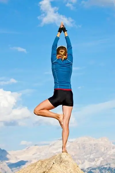 Приветствие Солнцу эффективно для улучшения силы, выносливости и состава тела