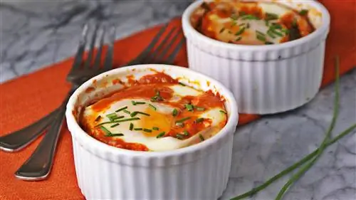 Просто сытно: итальянские запеченные яйца
